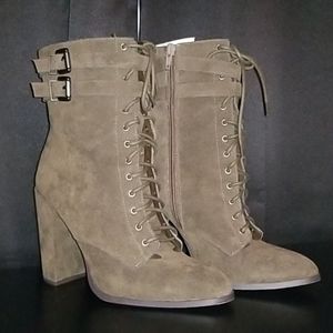 Shoedazzle Heeled Lace-up Boots